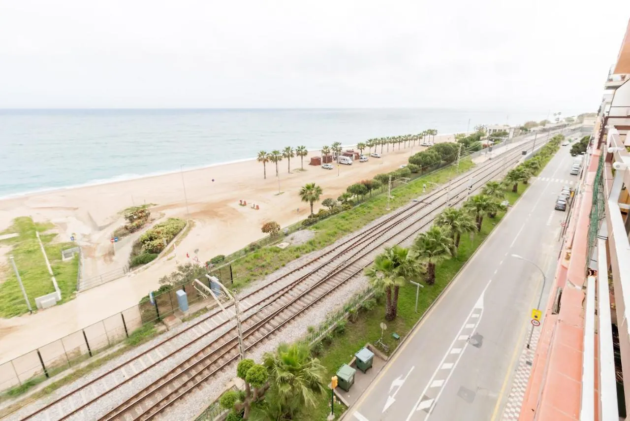 Apartment In Front Of The Beach 피네다데마르 0*,