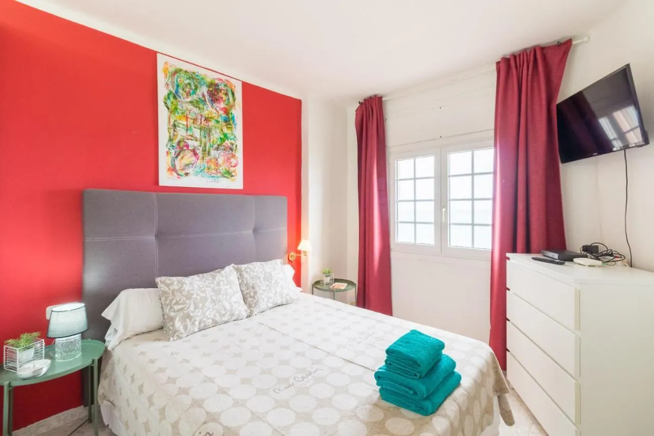 Apartment In Front Of The Beach Pineda de Mar