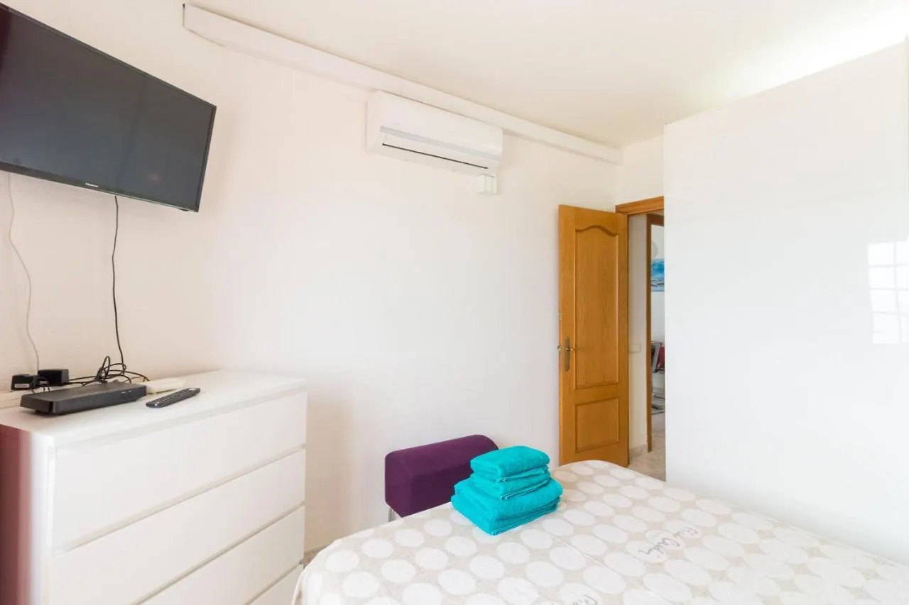 Apartment In Front Of The Beach Pineda de Mar