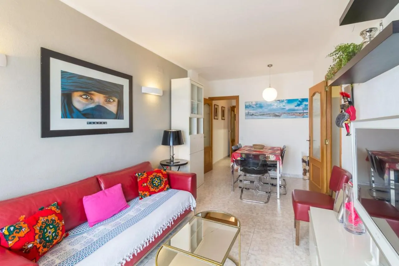 Apartment In Front Of The Beach Pineda de Mar