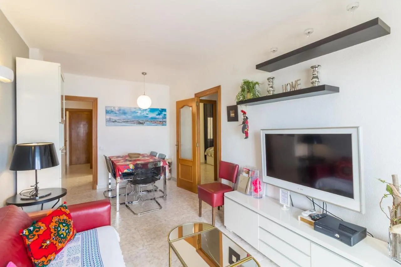 Apartment In Front Of The Beach Pineda De Mar