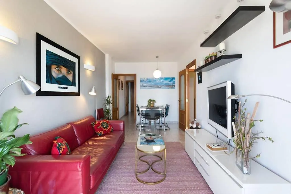 Apartment In Front Of The Beach Pineda de Mar